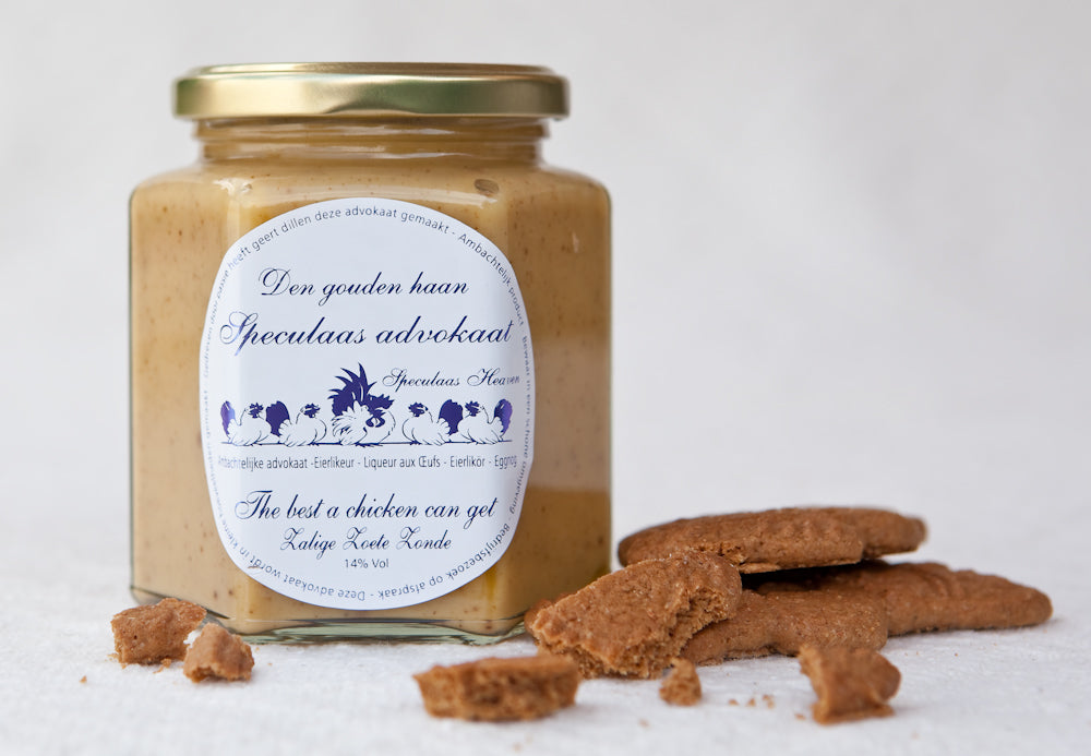 Ambachtelijke advokaat, hip, trendy en lekkerder doordat het bijzondere productieproces, dat dateert van de 18de eeuw, opgewaardeerd is en een zacht en smeuïg karakter creëert, met behoud van kwaliteit. Een topdessertje. Speculaas advokaat 400g Ideaal als afsluiter na de maaltijd met een lekkere ROSS koffie.